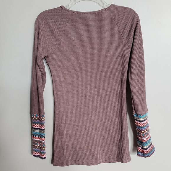Earthbound Trading S waffleknit/aztec cuff top - Picture 4 of 4